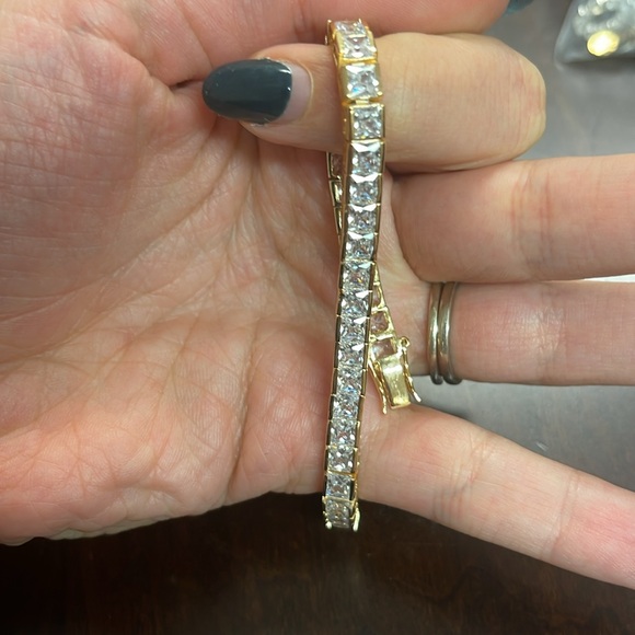 Princess cut braclet 6.5” - Picture 3 of 4